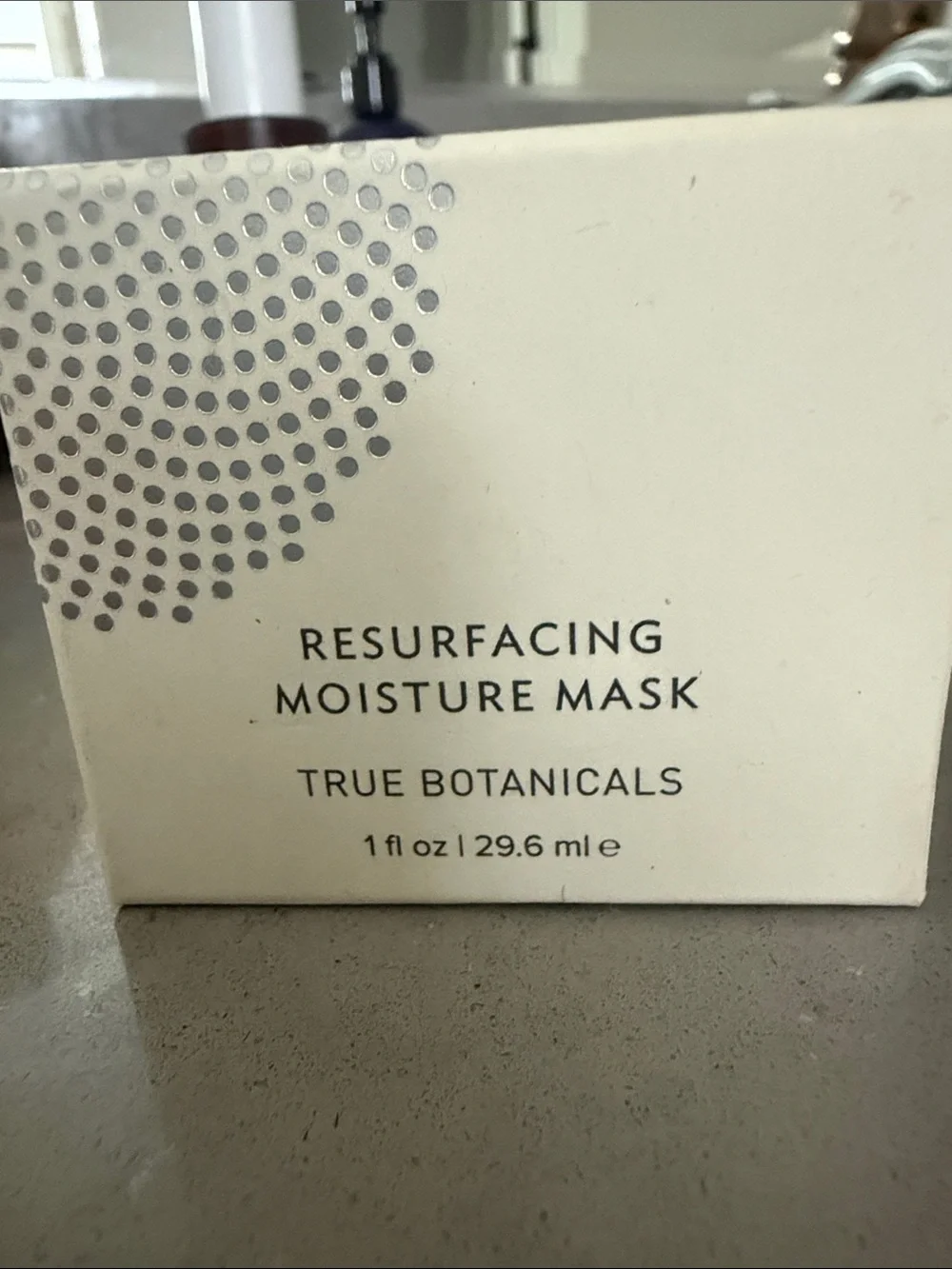 True Botanicals Resurfacing Moisture Mask — White